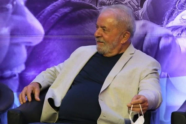 Lula defende piadas de nordestinos e critica o politicamente correto