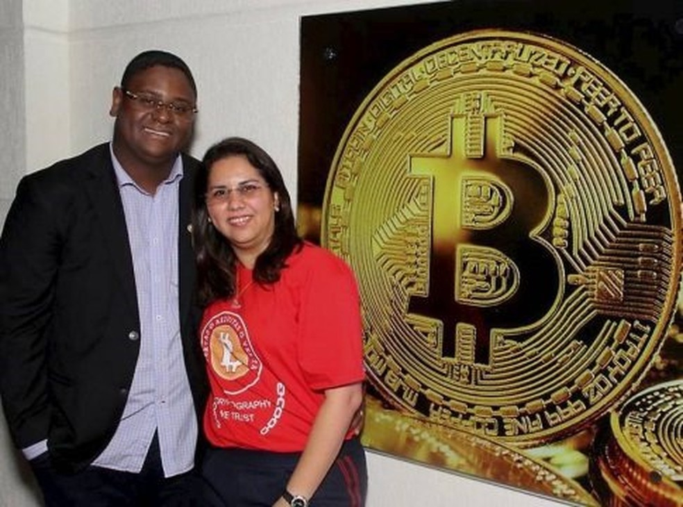Mulher de ‘Faraó dos Bitcoins’ é presa em Chicago, nos Estados Unidos