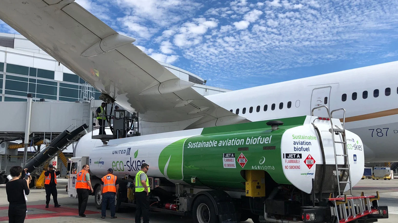 Ministro de Aeroportos afirma que o Brasil poderá exportar biocombustíveis sustentáveis (SAF) para África e América do Sul.