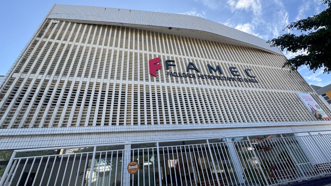 FAMEC conquista nota 4 no MEC em recredenciamento institucional