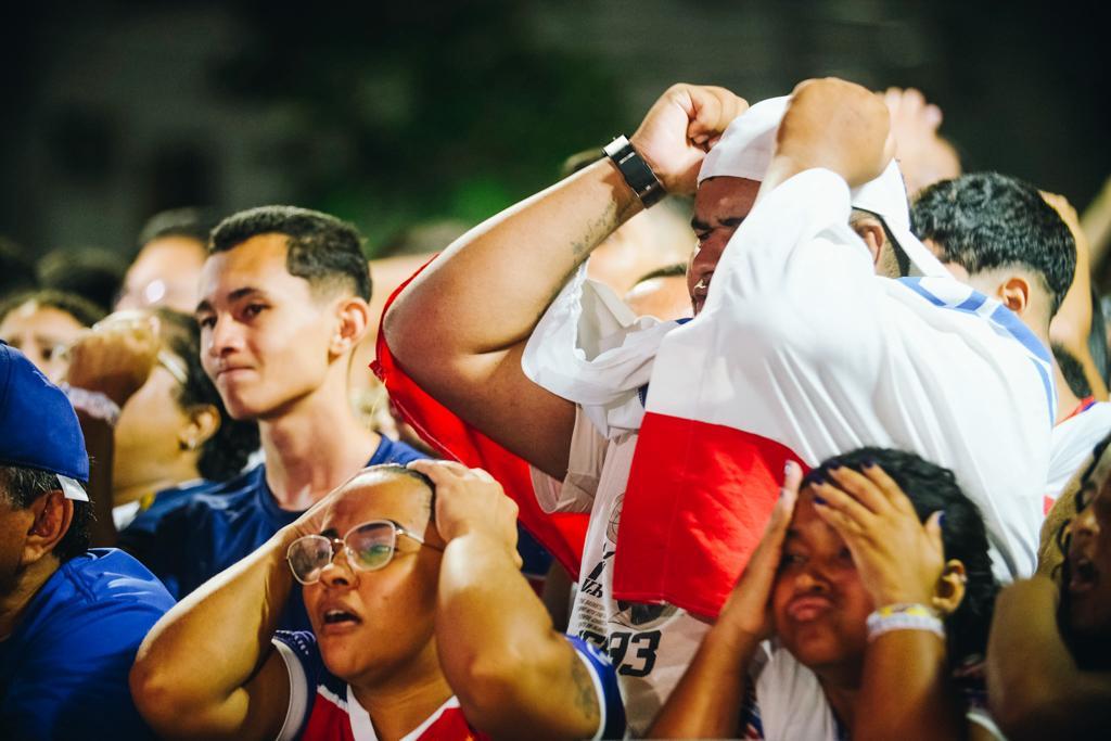 Torcida do Fortaleza se revolta com eliminação e critica desempenho do time
