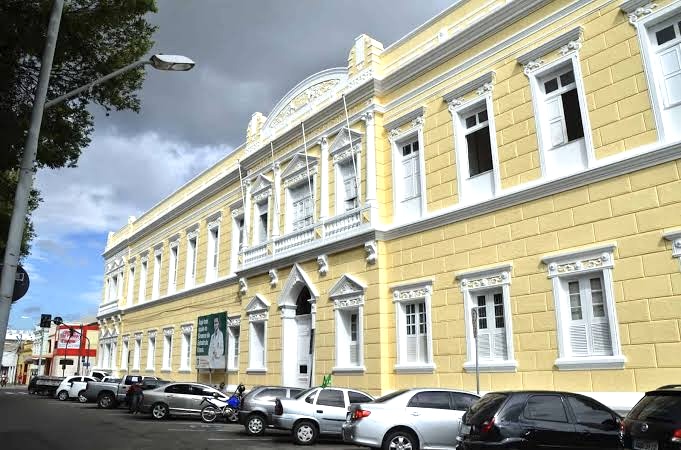 Prefeitura de Fortaleza anuncia intervenção emergencial na Santa Casa sob gestão de Evandro